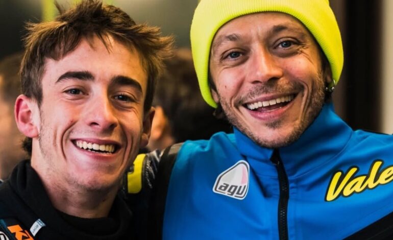 ¿Guiño al equipo de Valentino Rossi?