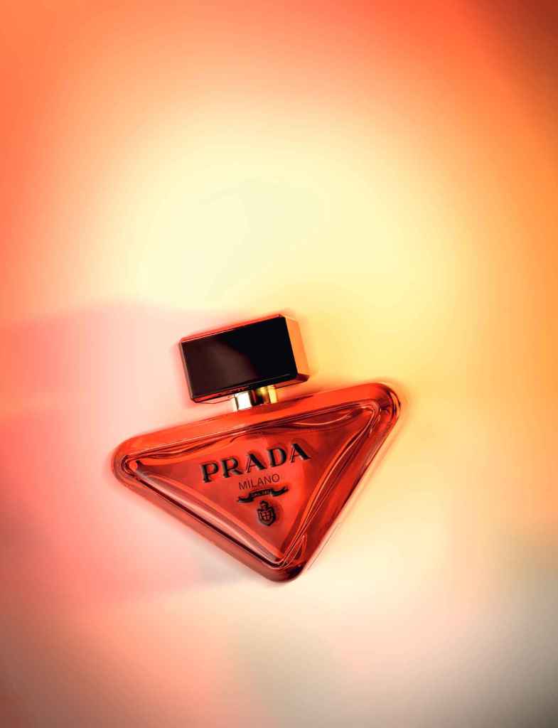 Paradoxe Radical Essence, de Prada, ganador del premio al mejor perfume amaderado