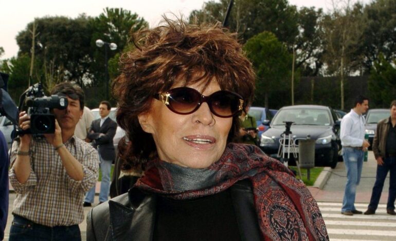 Investigan si la muerte de Encarnita Polo se debió a una agresión sufrida en su residencia