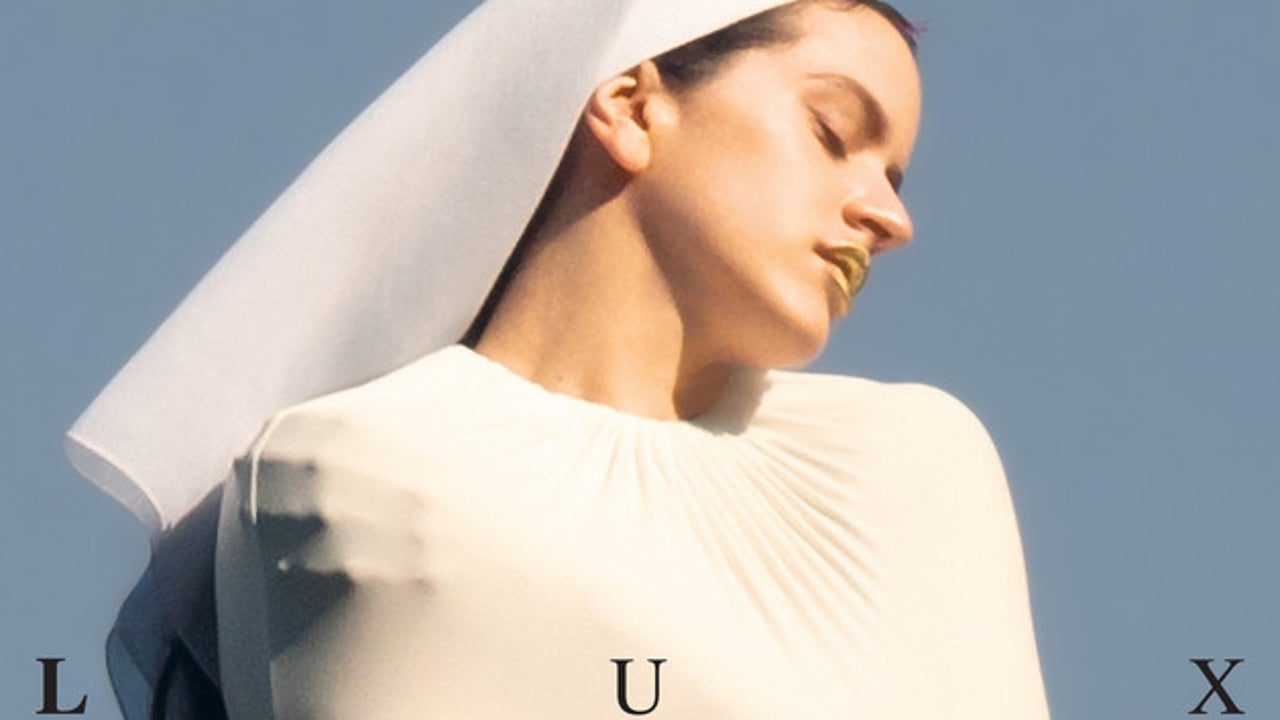 Rosalía estrena ‘Lux’, 18 temas entre lo terrenal y lo divino que conquistan a crítica y público