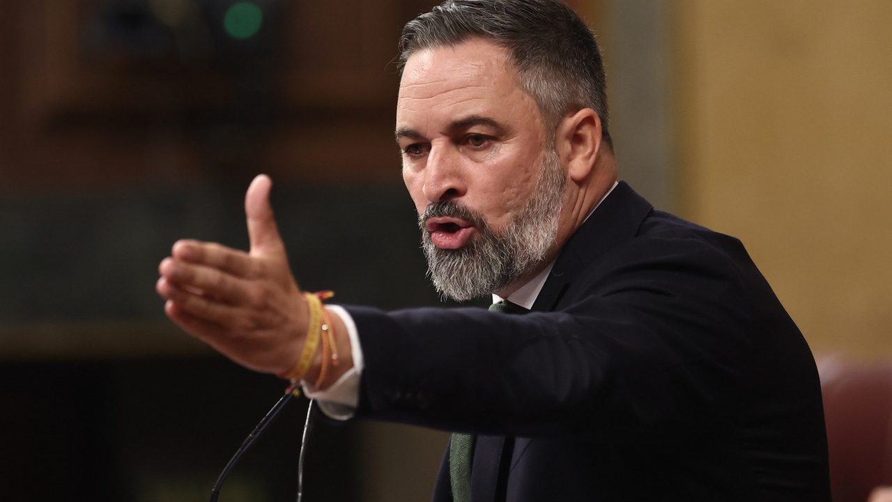 Me comprometo a ir a elecciones en Valencia si hace lo mismo