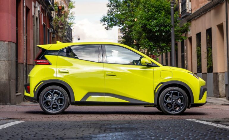 Este es el coche eléctrico chino que se vende como churros y cuesta menos de 12.000 euros