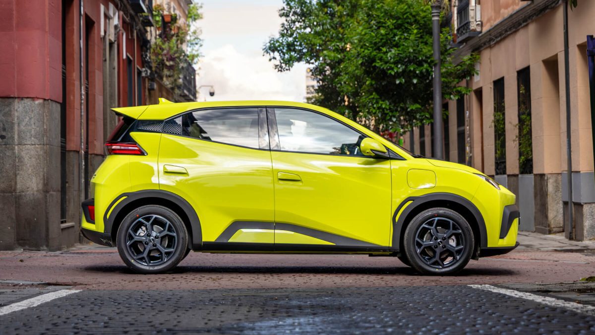 Este es el coche eléctrico chino que se vende como churros y cuesta menos de 12.000 euros