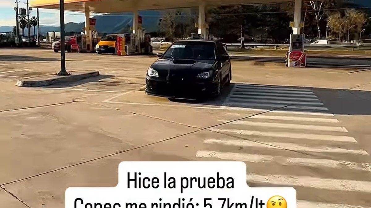 Repostó en una gasolinera, luego en otra y declaró que el combustible rendía mucho más en la segunda: una estación de servicio lo aclara todo