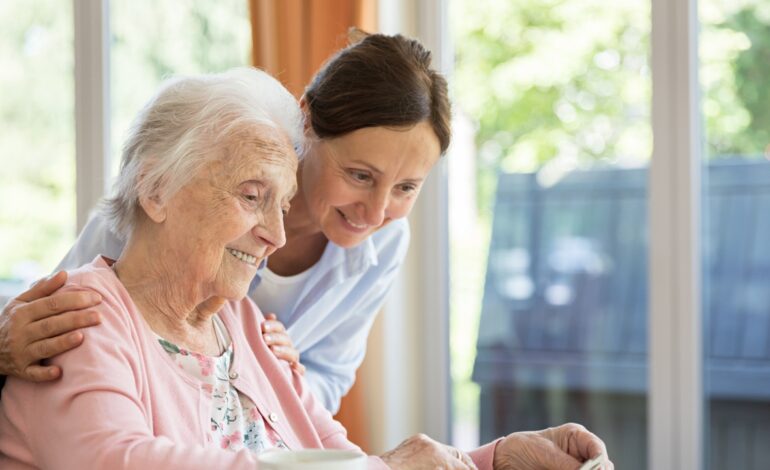 Mujer, madre y de mediana edad