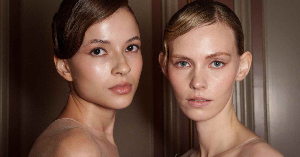 Qué es el ‘puppy eyeliner’ y por qué es la técnica de delineado de ojos favorito de las maquilladoras para el día a día