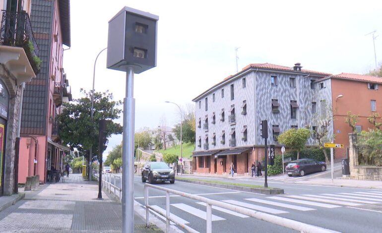 Un nuevo radar de velocidad ‘caza’ en San Sebastián a 16 infractores por minuto