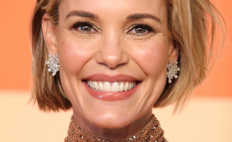 Rejuvenecer la sonrisa a los 50: los trucos para unos dientes más blancos y otros tratamientos