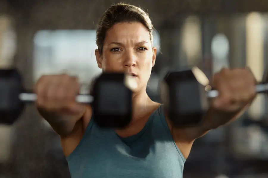 repeticiones de ejercicios de entrenamiento de fuerza