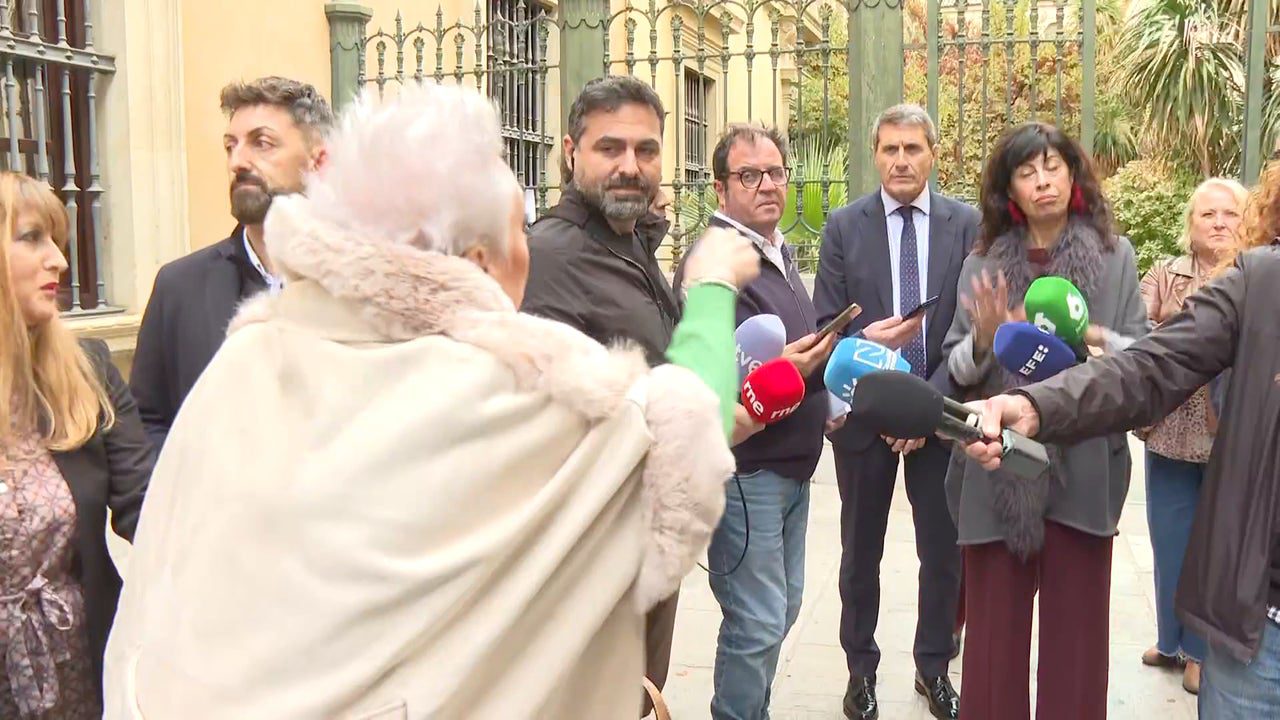 Rifirrafe entre la ministra de Igualdad y una representante de la asociación de víctimas de los fallos en las pulseras antimaltrato