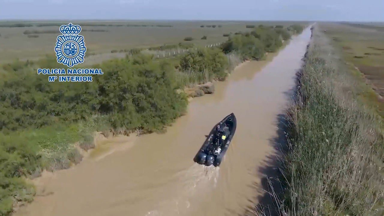 ‘Narcos’ con armas de guerra en el Guadalquivir, una de las rutas calientes del tráfico de drogas en Europa
