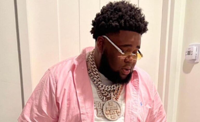 Detienen al rapero Rod Wave el mismo día que es nominado a los Grammy por tenencia de armas y drogas