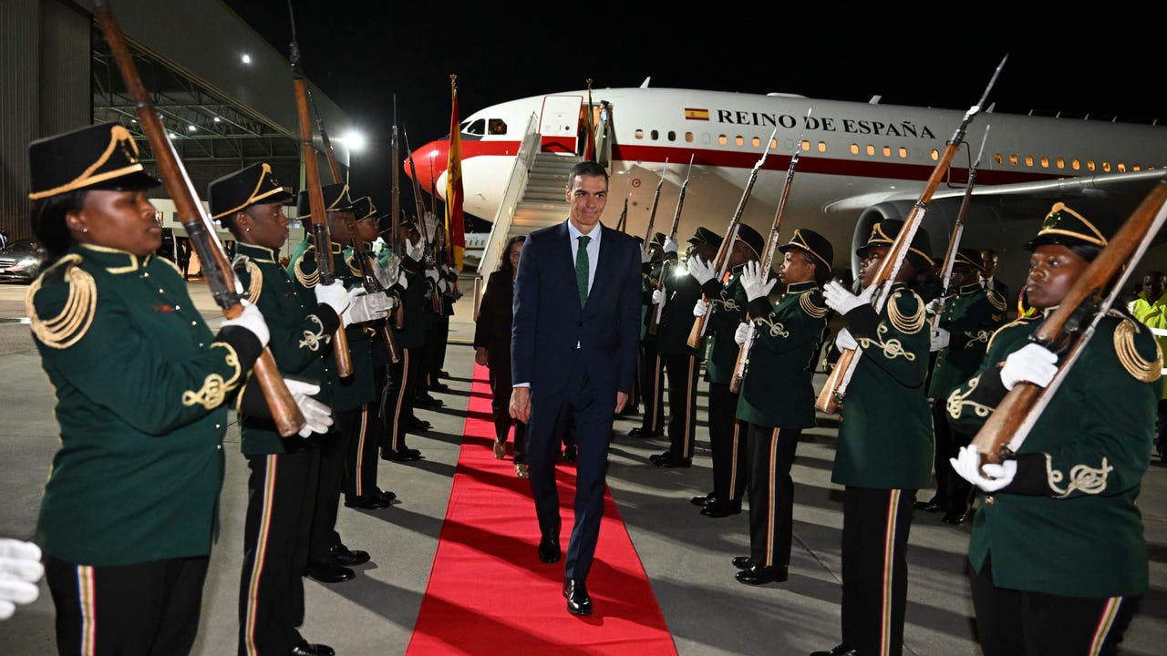 En tiempos complejos decidimos avanzar, no retroceder