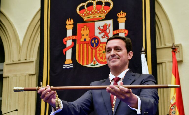 El presidente de la Diputación de Almería hablaba de «ir al dentista» con sus colaboradores para referirse a las mordidas