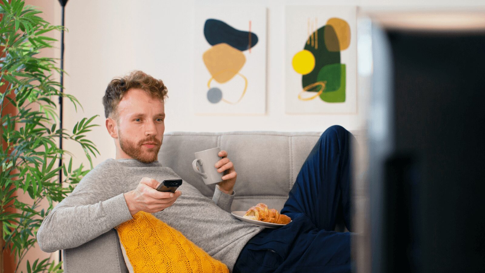 Si tu Smart TV se conecta por WiFi y los vídeos se cortan, la solución pasa por cambiar de banda