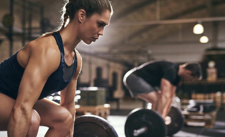 La clave para ganar masa muscular es hacer una sobrecarga progresiva en los entrenamientos y seleccionar bien los ejercicios