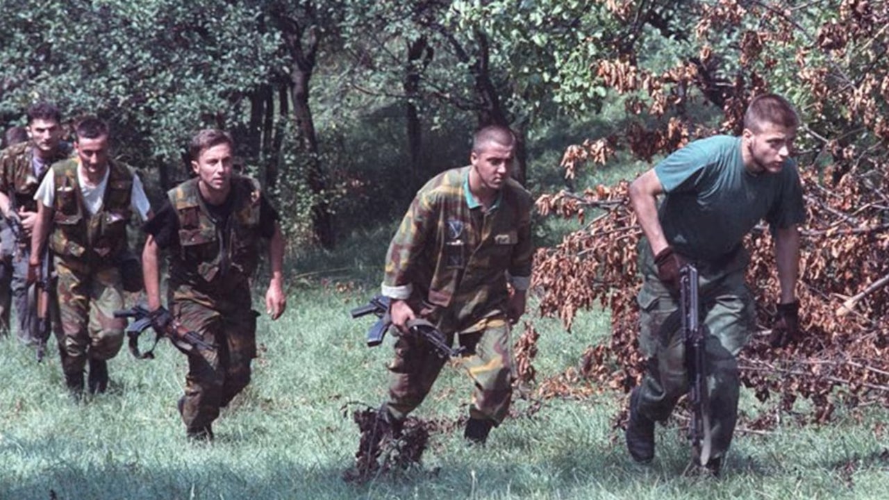 viajes a Sarajevo para matar a civiles por ocio