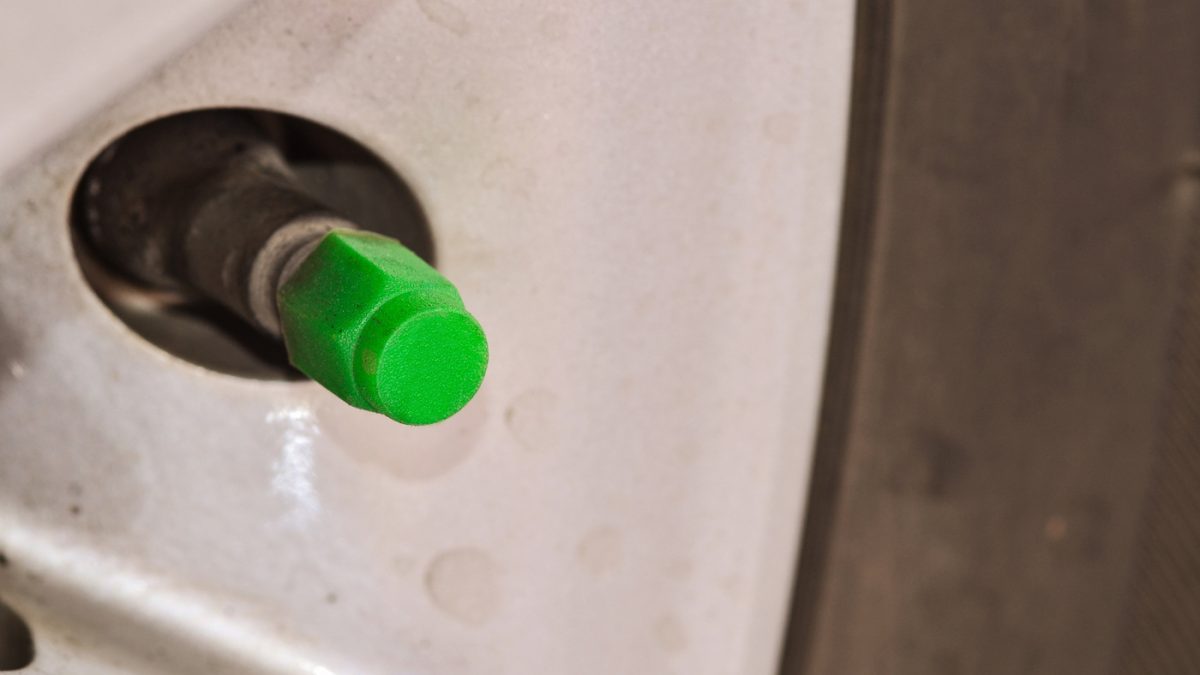 Tapones verdes en la rueda, ¿qué significan?