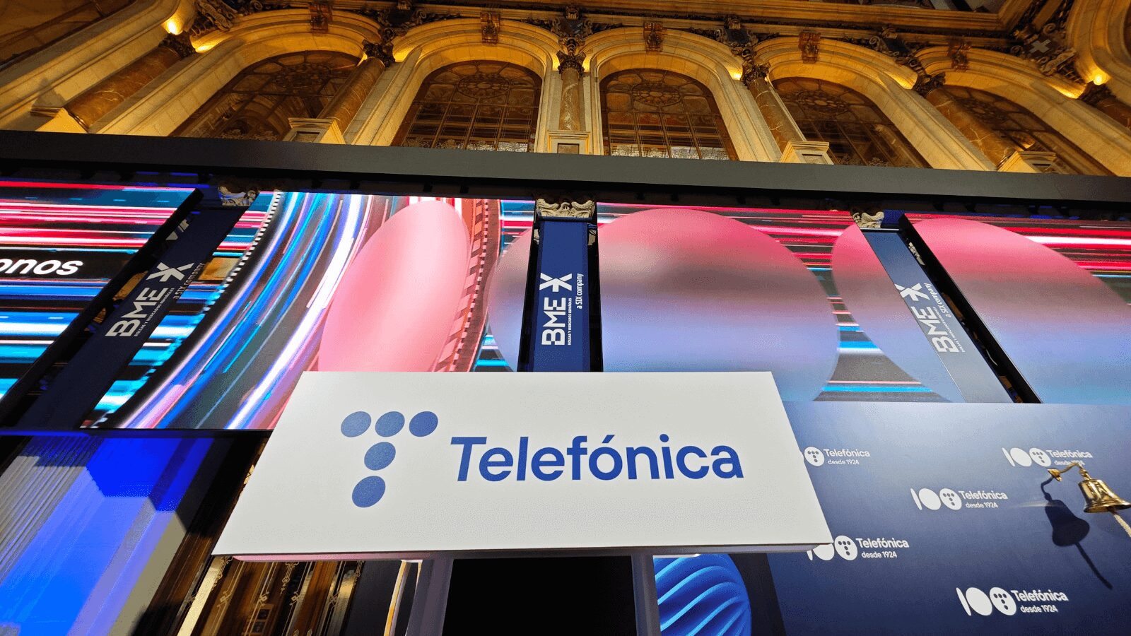 Vodafone y Telefónica ya tienen socio para su empresa de fibra conjunta