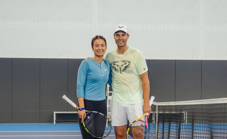 Nadal vuelve a una pista de tenis un año después de su retirada: «Una gran sensación volver…»