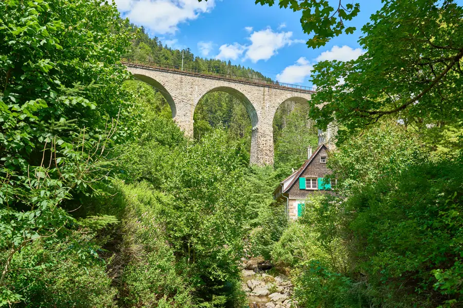 Viaducto ferroviario de Ravennaschlucht 