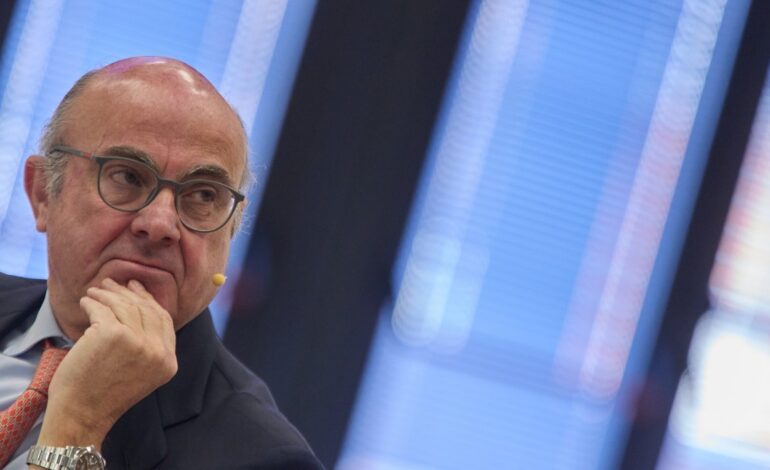 De Guindos apunta al «cuello de botella» de la vivienda como el gran riesgo para España