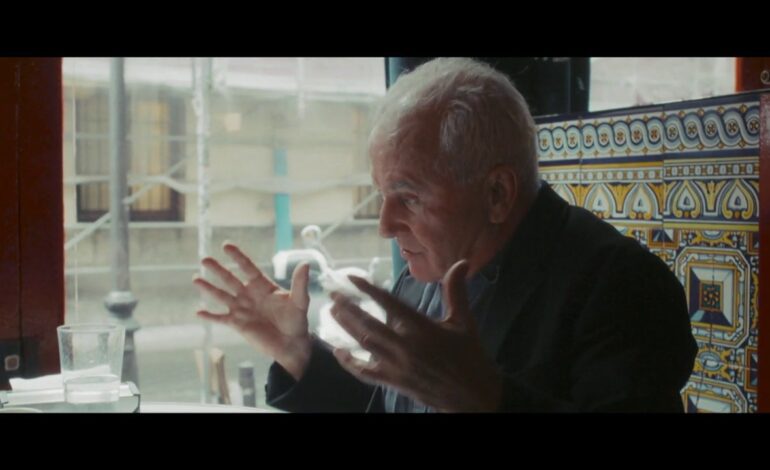 Abascal y Blas Piñar son dos imbéciles. No hay nada ahí detrás, son cascarones vacíos