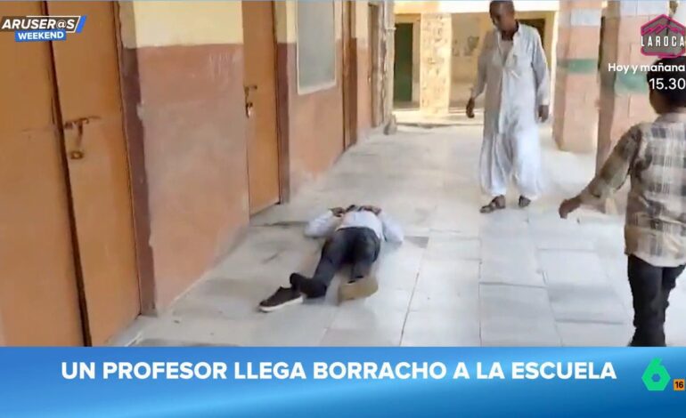 Le falta un zapato, que es el símbolo de que vas muy perjudicado