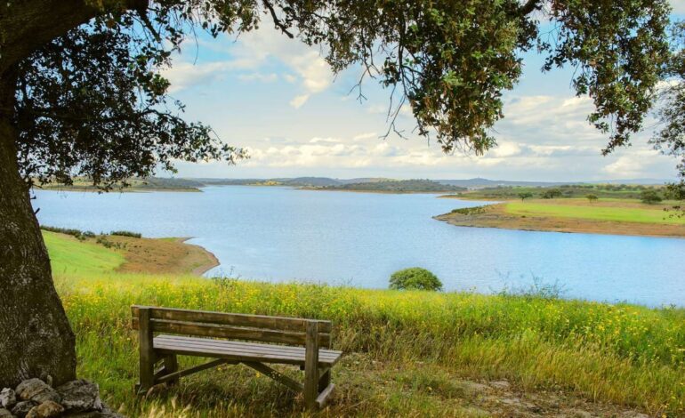 6 pueblos con lago perfectos para una escapada de fin de semana