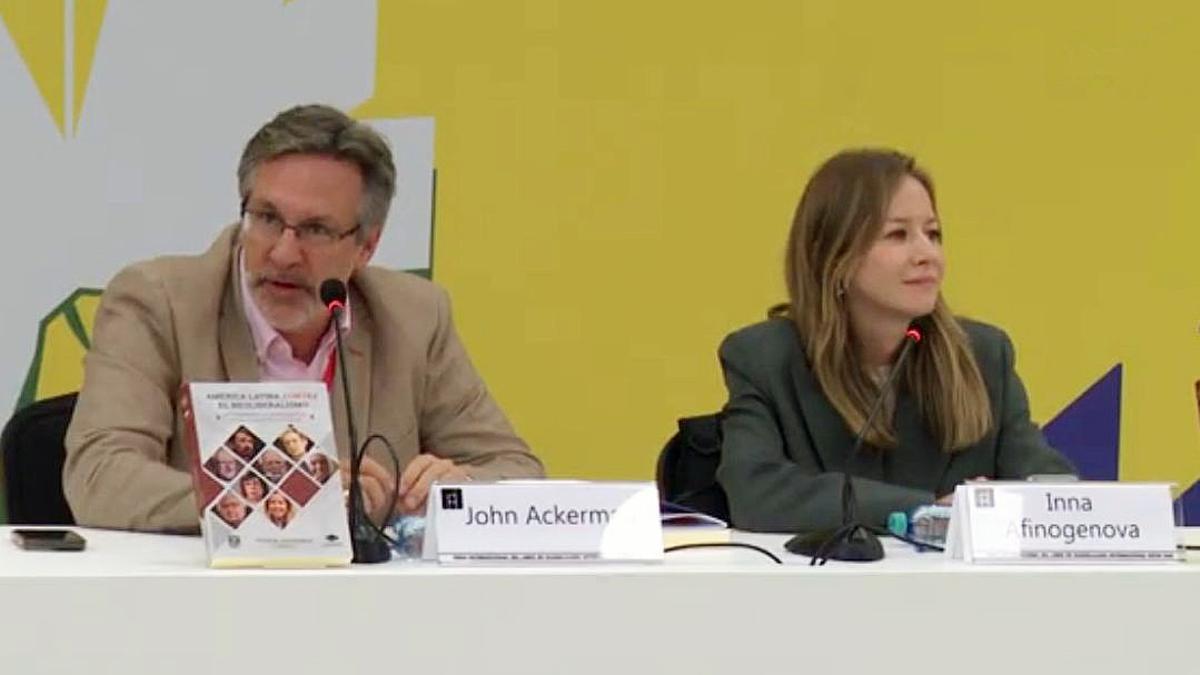 La oposición rusa en España lamenta la participación de la expropagandista del Kremlin Inna Afinogenova en la Feria de Guadalajara