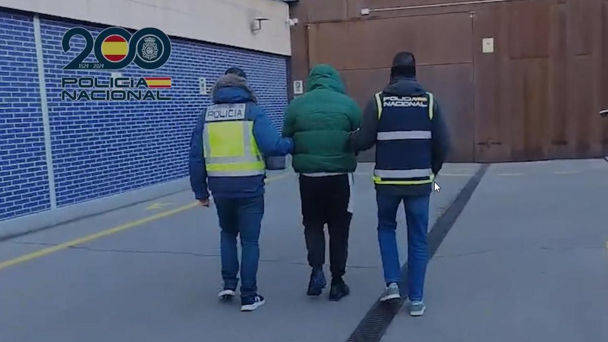 Detenido Belfegor, joven ciberdelincuente acusado de robar 64 millones de datos personales