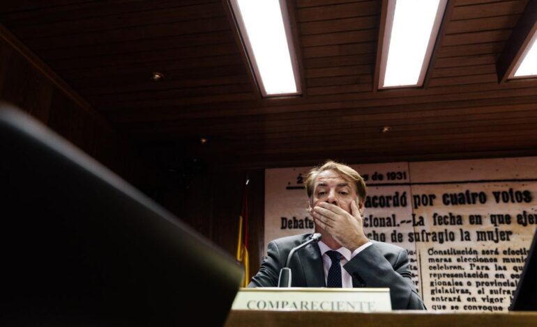 La UCO pone el foco en el patrimonio de Vicente Fernández y en los ingresos en su bar de Sevilla tras salir de la SEPI