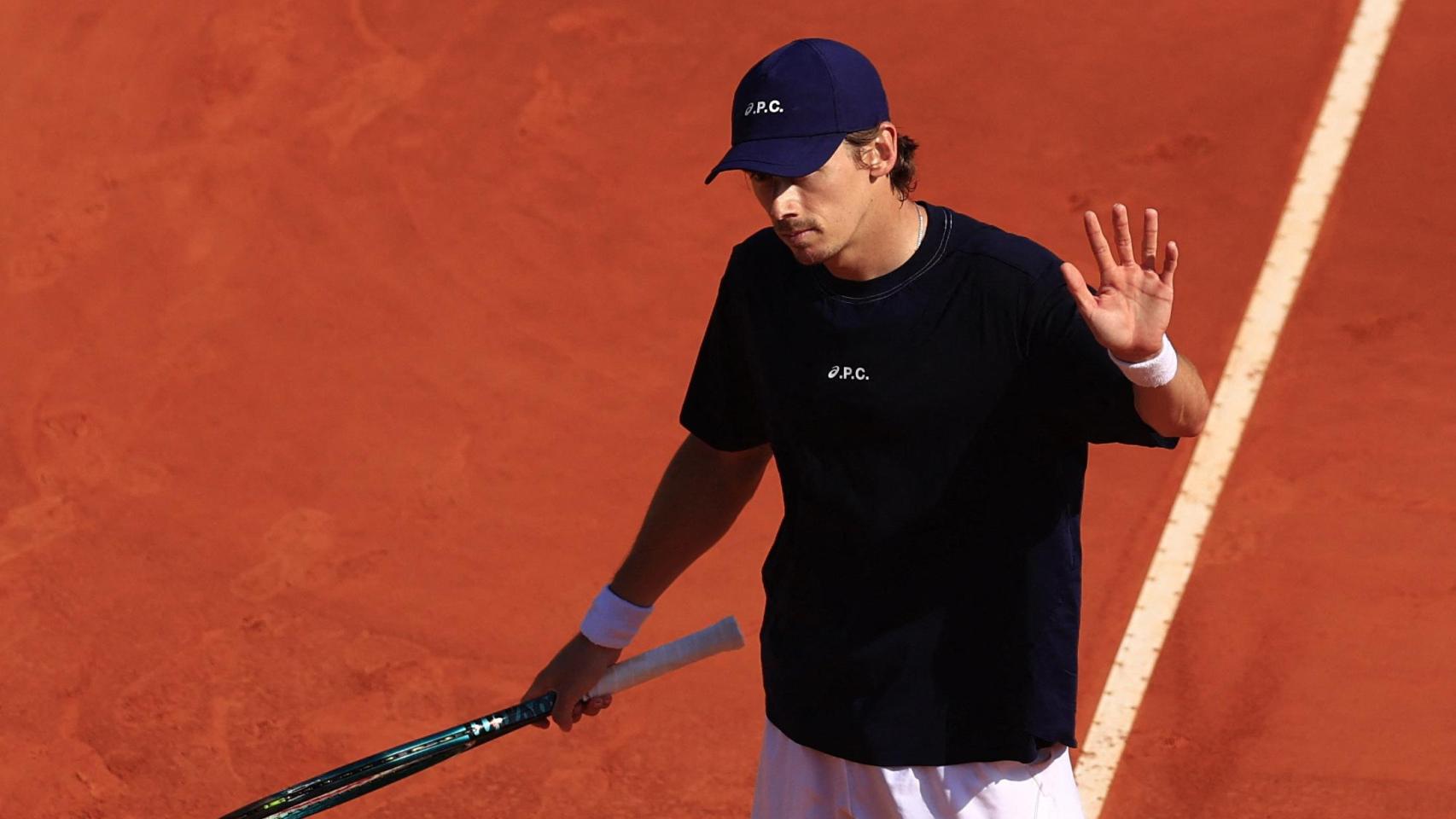 Hay que hacerles la vida difícil