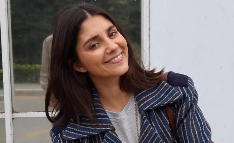 María García de Jaime saca su estilo más rockero y ficha la chaqueta de piel que todas las expertas desean