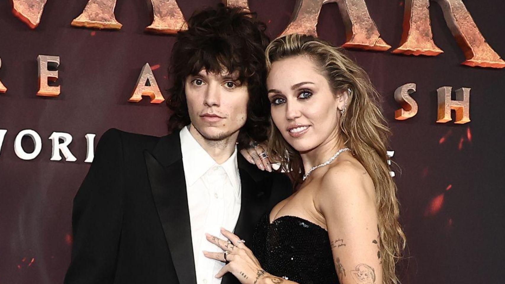 productor de la cantante, baterista y amante del rock