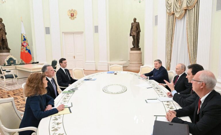 El plan de Trump para Ucrania expuesto por Witkoff y Kushner no convence a un Putin que no ve más cerca el final de la guerra