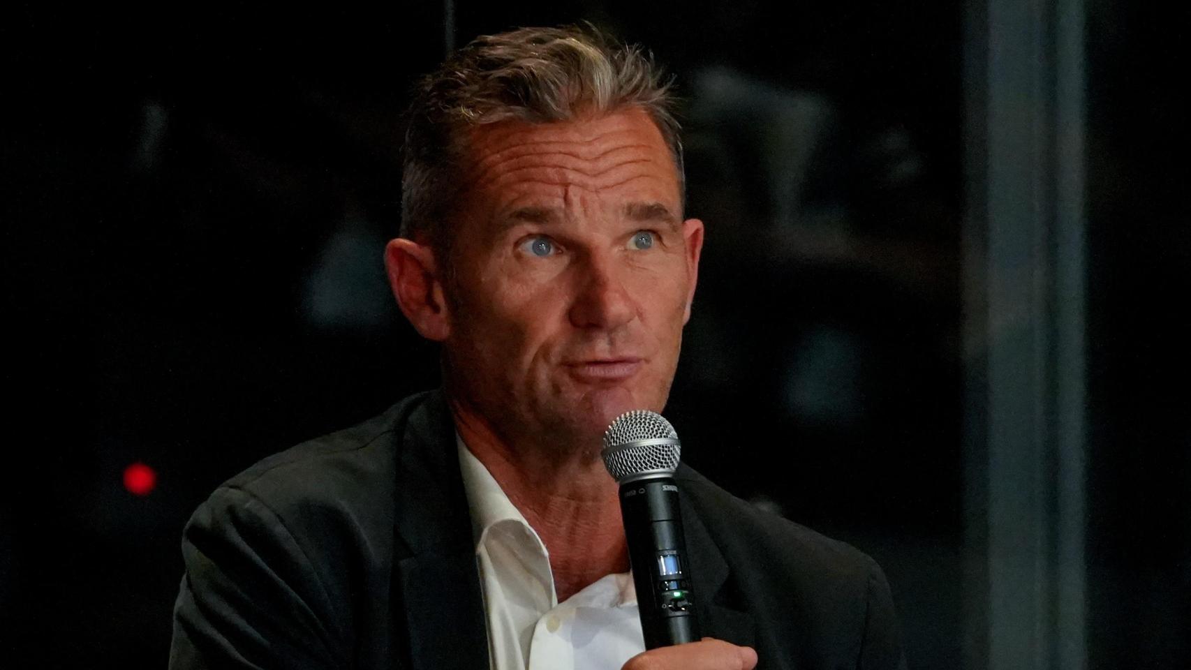 las otras dos ofertas que ha recibido y la férrea decisión de su pareja, Ainhoa Armentia