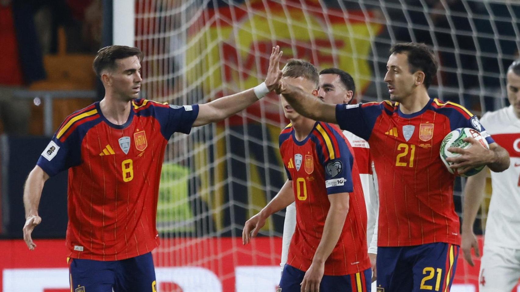 en el grupo H y el mismo partido inaugural que en Sudáfrica 2010