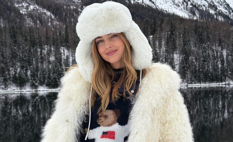 Las botas Miu Miu de Chiara Ferragni que arrasan en las plataformas de lujo