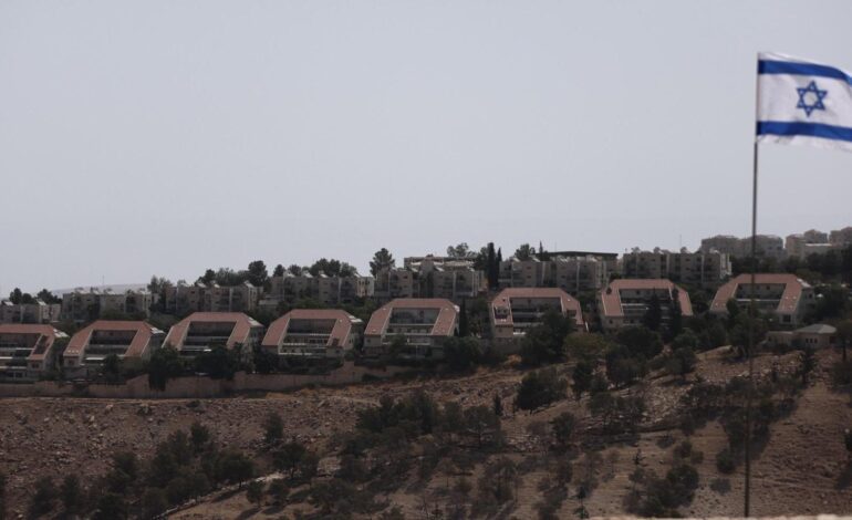 Israel sigue con su expansión ilegal y construirá casi 800 viviendas en asentamientos de la Cisjordania ocupada
