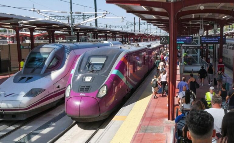 Renfe, Iryo y Ouigo suben precios y acercan el final de la era de los billetes ultrabaratos en la alta velocidad ferroviaria