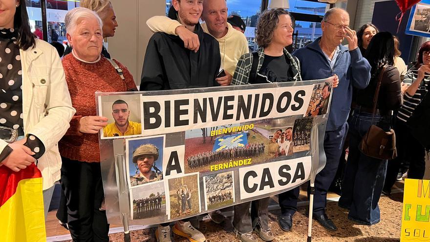 Llegada del batallón del Regimiento Príncipe al Aeropuerto de Asturias