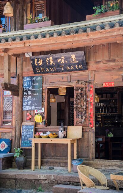 Vaya de compras a la antigua ciudad de Shaxi.