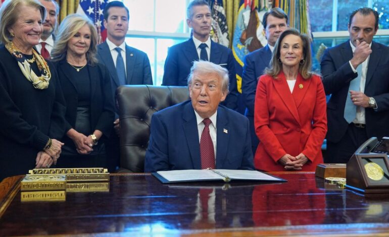 ESTADOS UNIDOS | Trump revierte normas de Biden de eficiencia energética para los fabricantes de coches