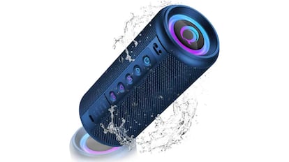 Una vista del altavoz portátil con descuento en Amazon.