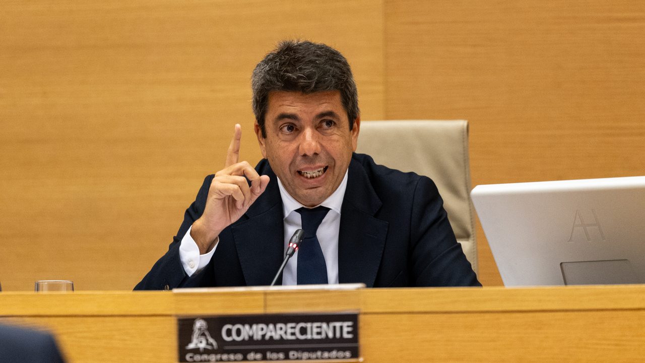 "Cojonudo": la indignante respuesta de Mazón a Pradas cuando le informó de las zonas que preocupaban el día de la DANA