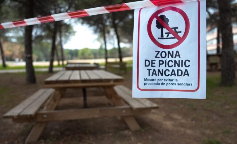 prohibido acceso a parques o ríos