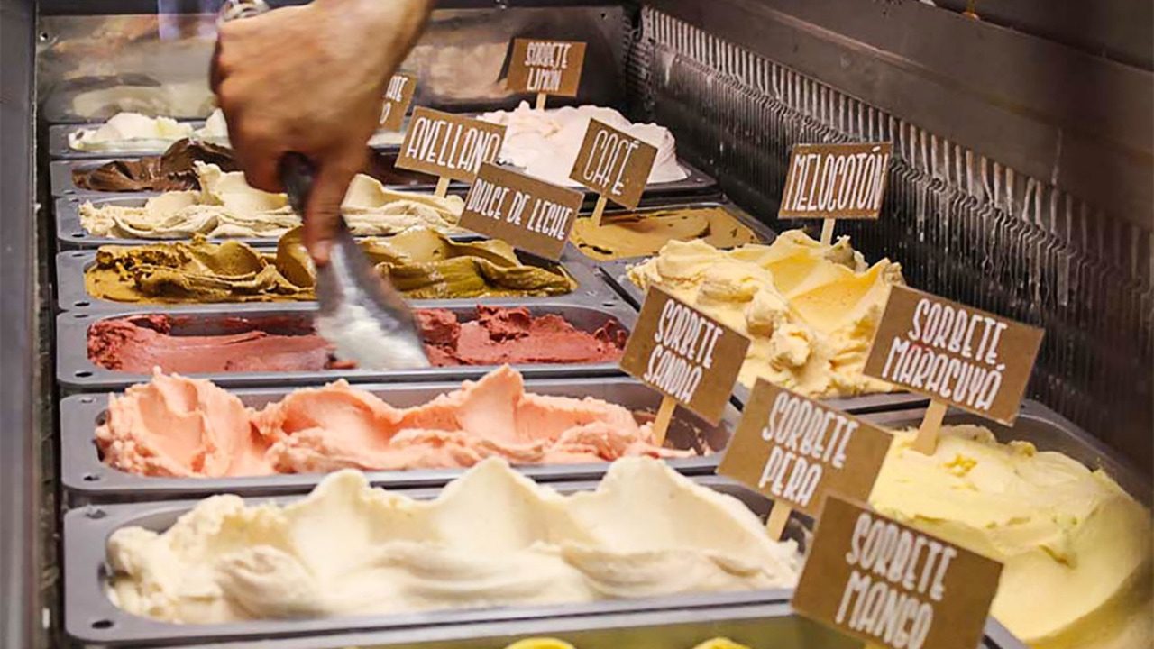 Las tiendas de temporada luchan por sobrevivir todo el año