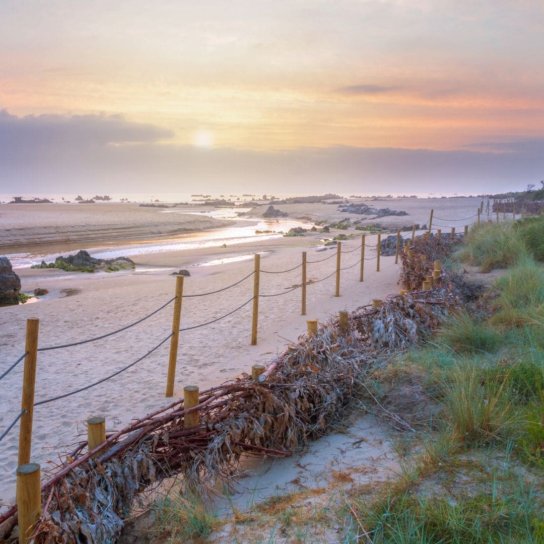 Atardecer en la playa de Tregandin, Noja, Cantabria