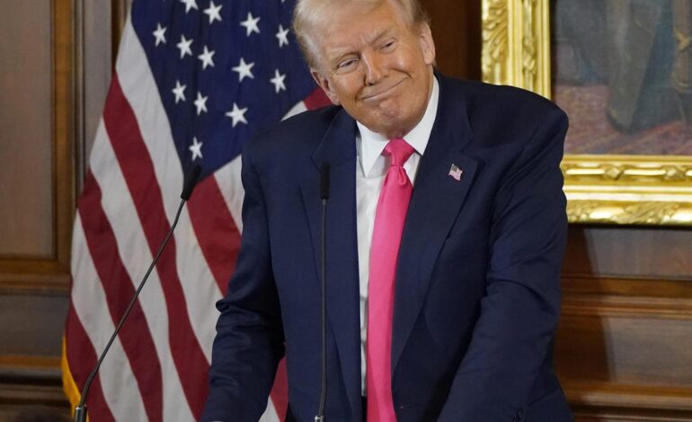 Trump ningunea a la «débil y decadente» Europa y fustiga a Zelenski: «Tiene que espabilar»